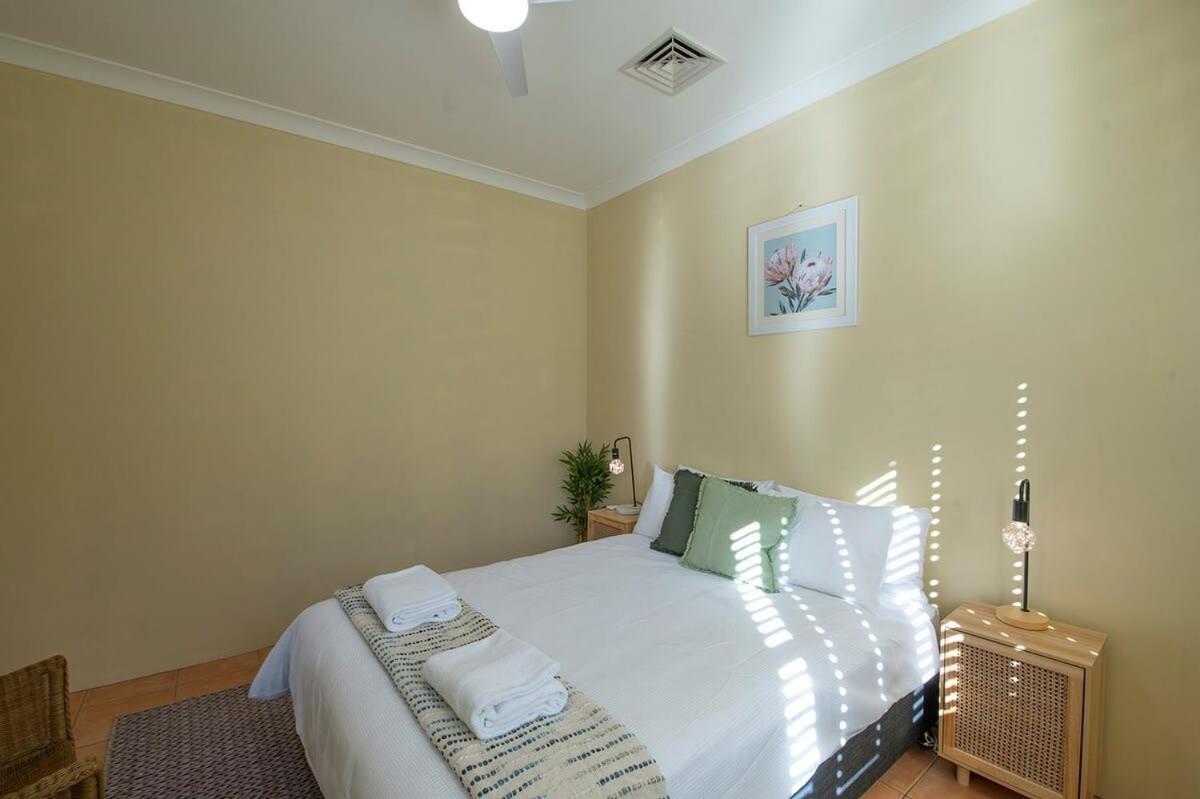 Tranquil Taylor - Two-Storey Cbd Family Home, Bbq ダボ エクステリア 写真