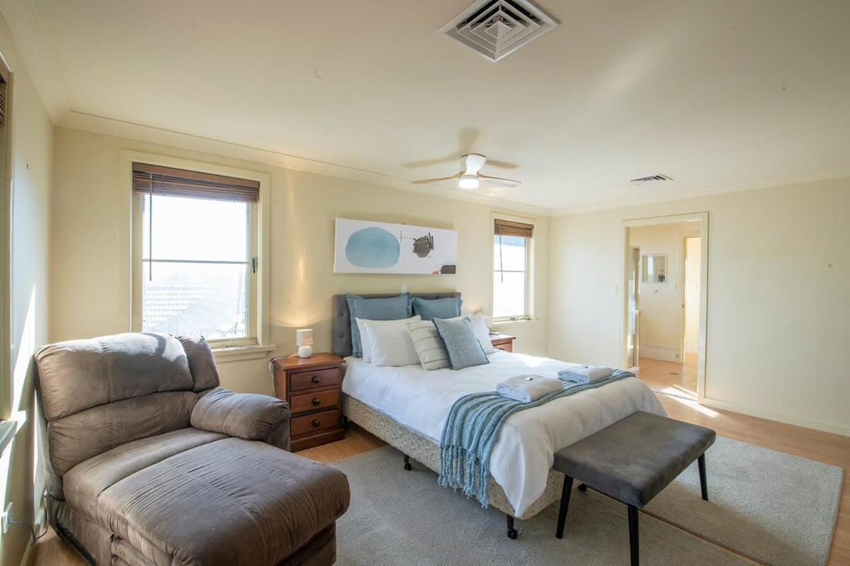 Tranquil Taylor - Two-Storey Cbd Family Home, Bbq ダボ エクステリア 写真
